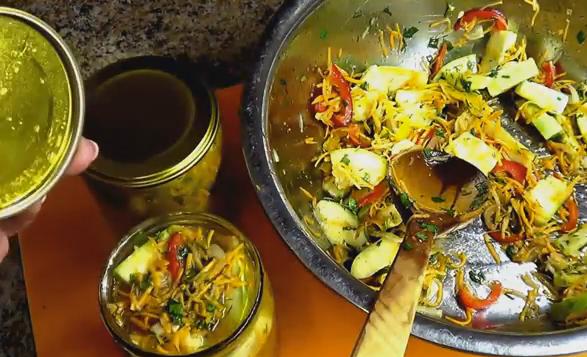 Кабачки по-корейски быстрого приготовления — самые вкусные рецепты на зиму
