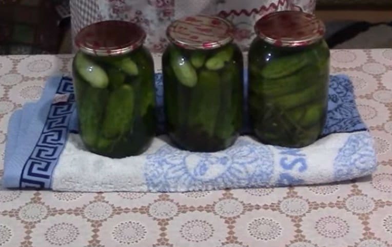 Маринованные хрустящие огурцы: 14 самых вкусных рецептов на зиму