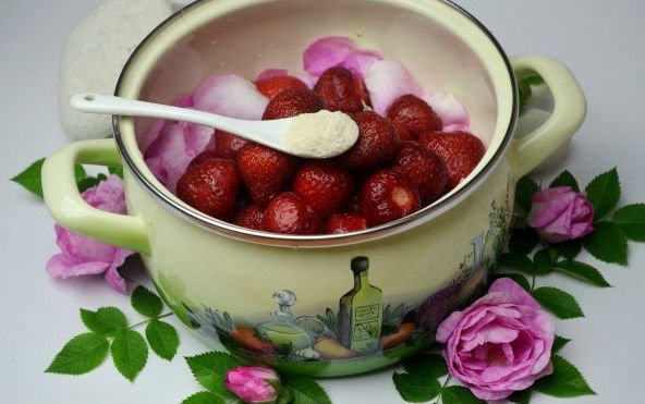 Варенье из виктории (клубники) на зиму — рецепты варенья с крупными целыми ягодами