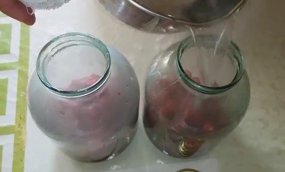Компот из клубники на зиму — простые рецепты клубничного компота