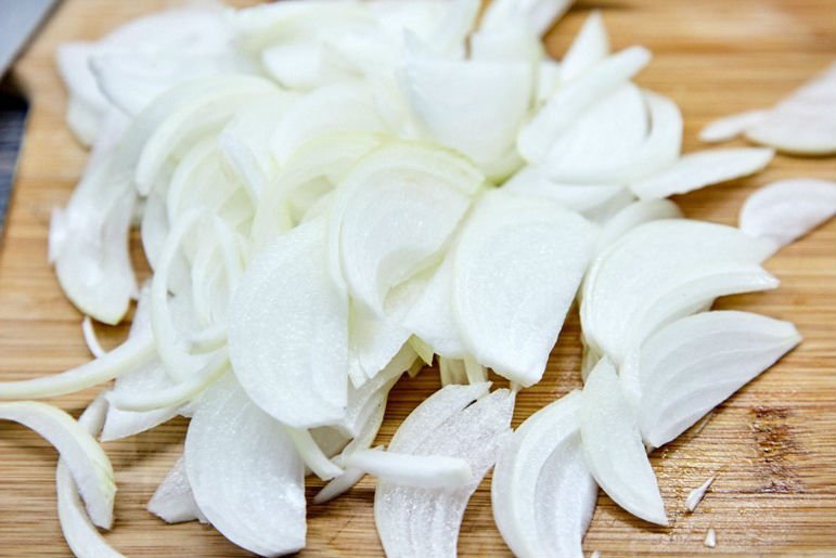 Маринованный лук — 9 рецептов, как замариновать лук в уксусе вкусно и быстро